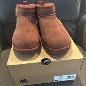 UGG Classic Ultra Mini